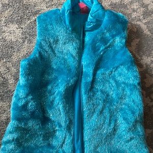 Puffer vest girls size medium